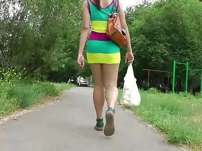 Kiara Cole dă cap și se dă cu norocosul de serena grandi xxx lângă piscină