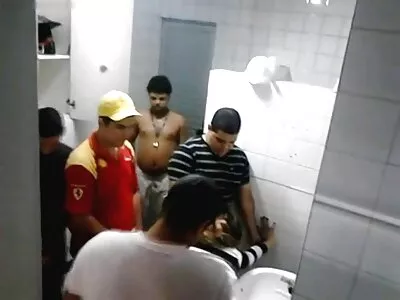 Blonda tatuată este filme cu sex mult futută foarte tare