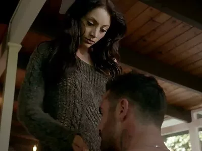 O blondă îndrăzneață gustând un stâlp roz filme sexi drama titrate vk ras